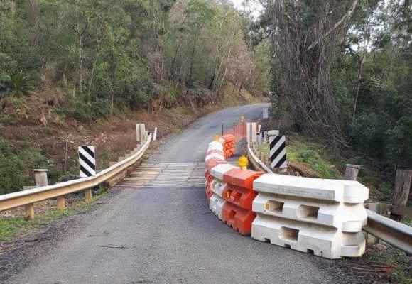 Image Barriers are placed along the bridge