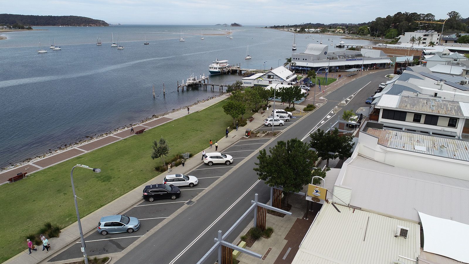 Aerial photograph of Batemans Bay parking areas next to the Clyde River banner image