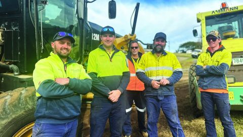 Council's G-Team (l-r) Shane Bogdanovic, Brendan Rolfe, Terry Love,  G-Team leader Johno Dudley and second year apprentice Angus McIntyre.