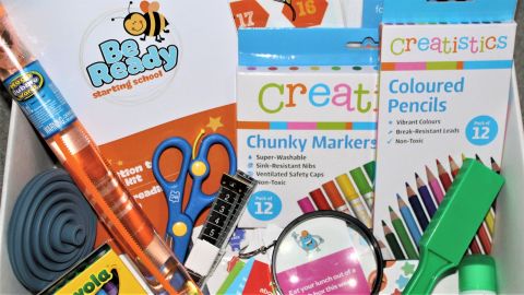 Assorted stationary items 